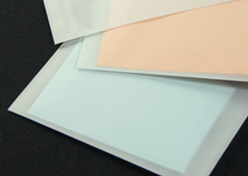 半透明をいかして中身を見せる(クラシコトレーシングFS)