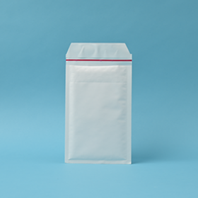 クッション封筒 小物用 ホワイト(白)
幅 x 天地：150 x 225mm
米坪：100g/m2